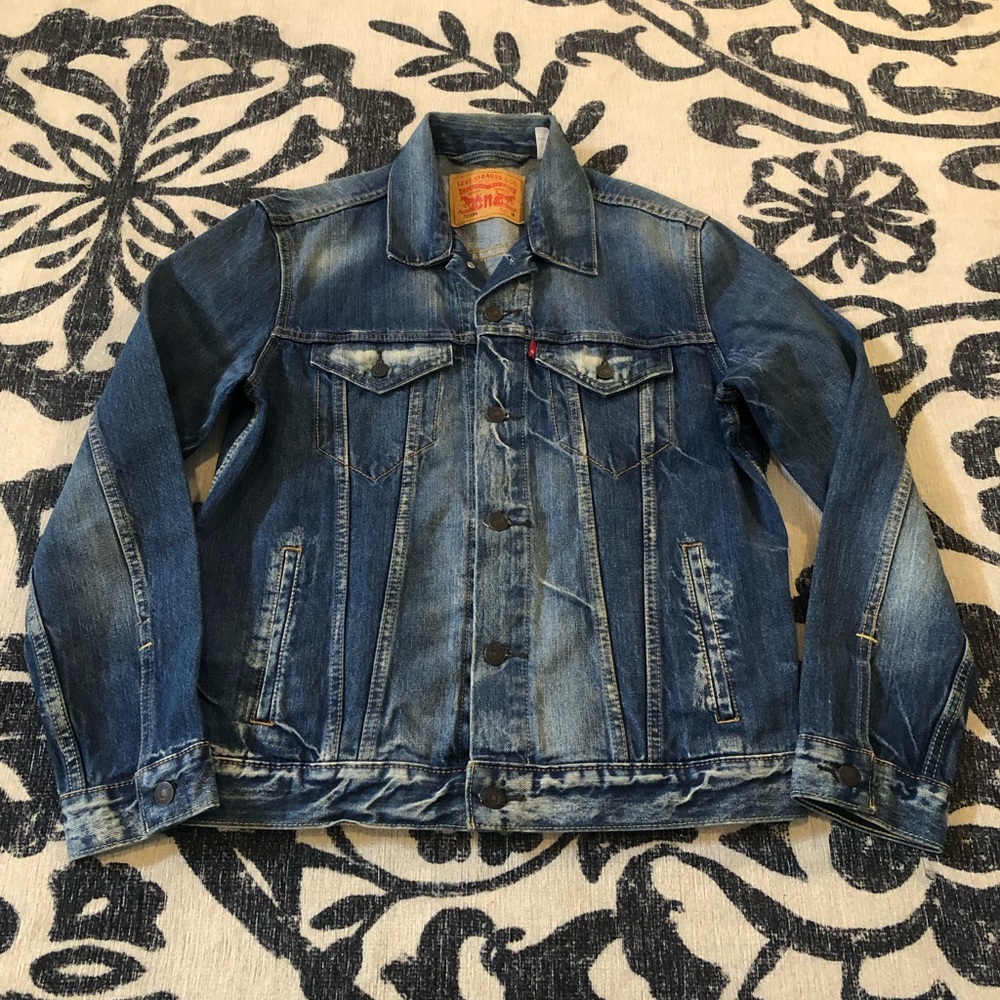 Levi's Distressed Blue Denim Jean Jacket